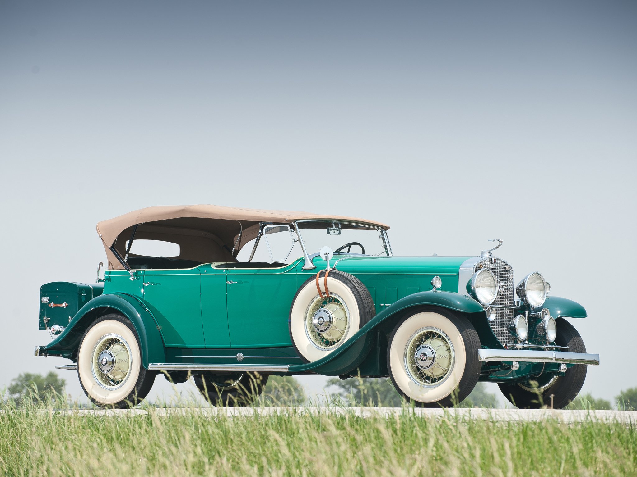 1931 Cadillac V12 Wallpapers