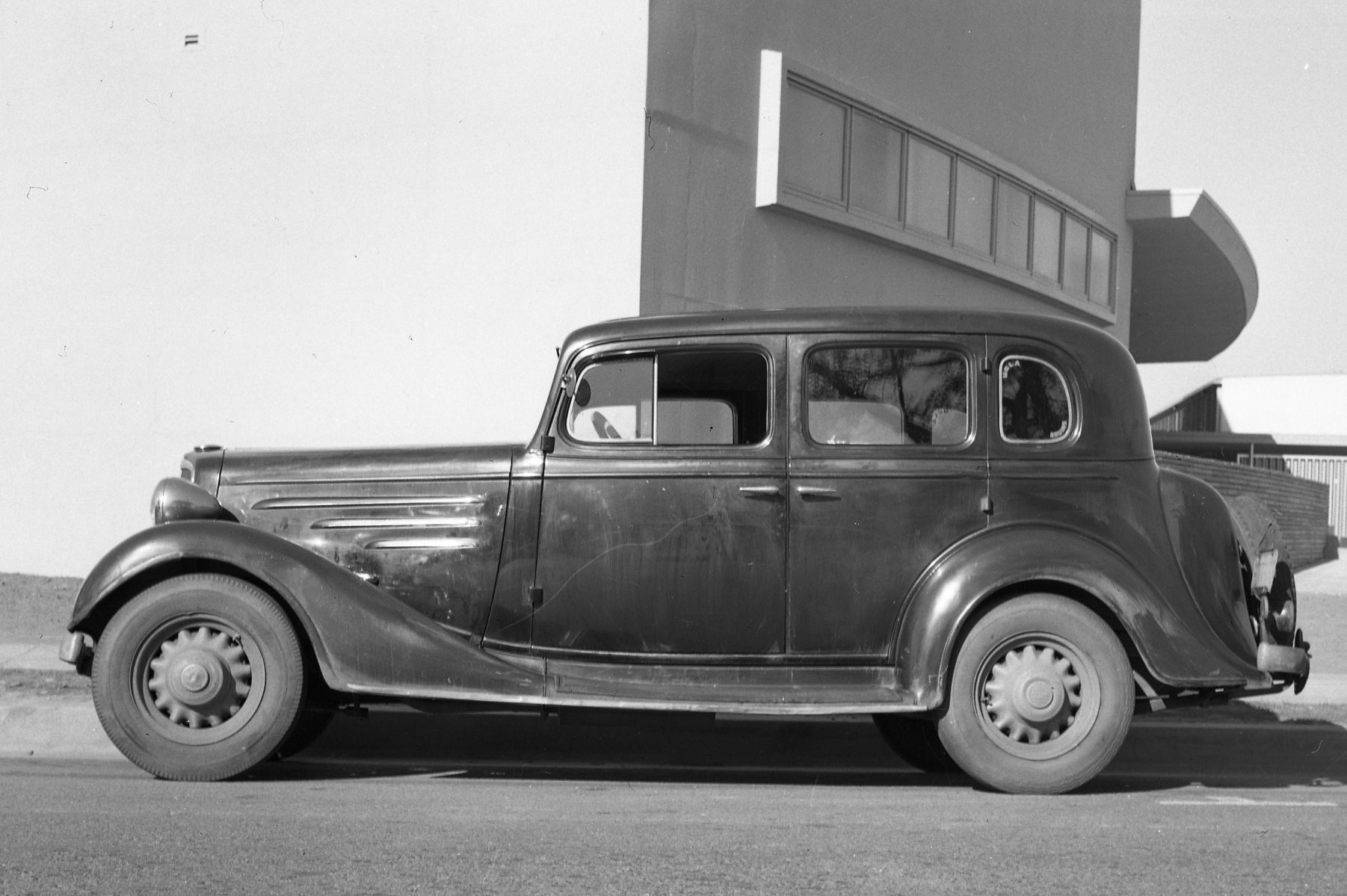 1934 Chevrolet Sedan Wallpapers