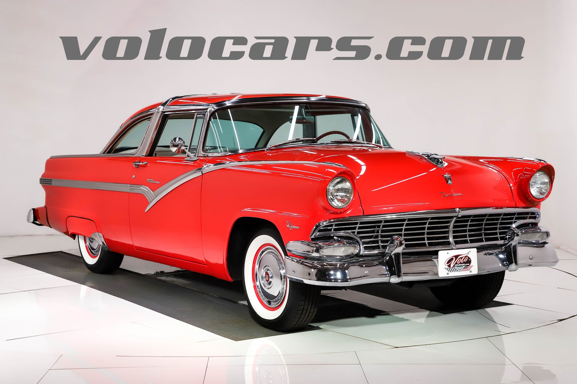 1956 Ford Victoria Wallpapers