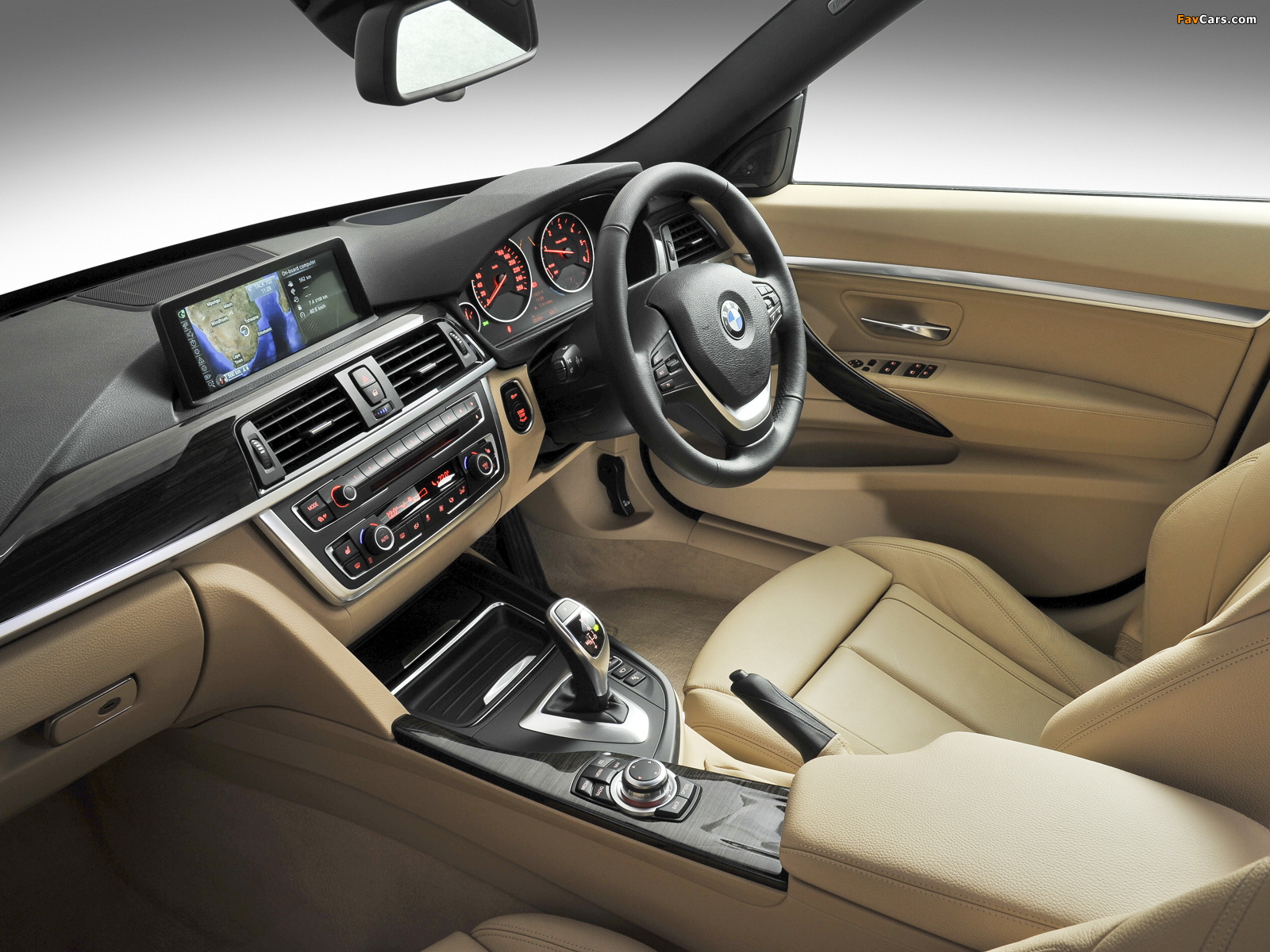 2013 Bmw 320D Wallpapers