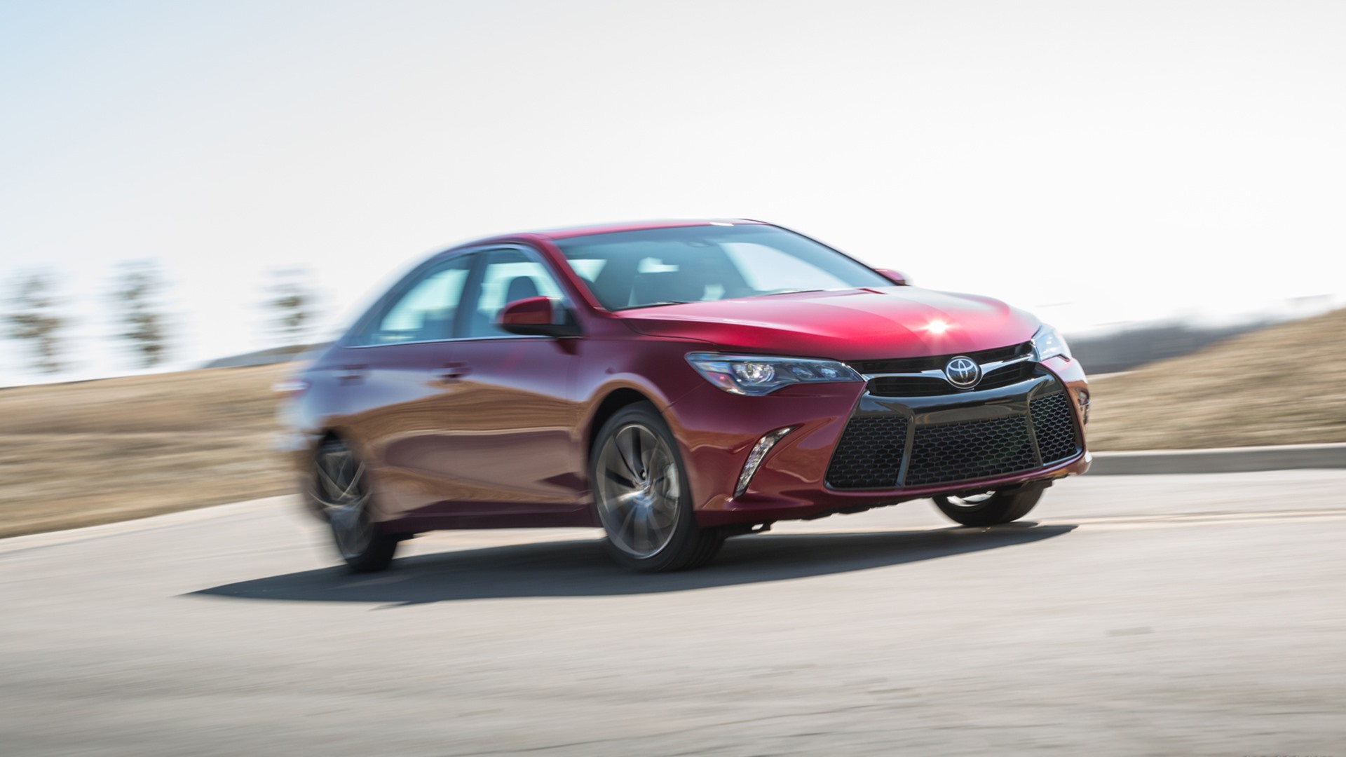 2015 Toyota Camry Wallpapers