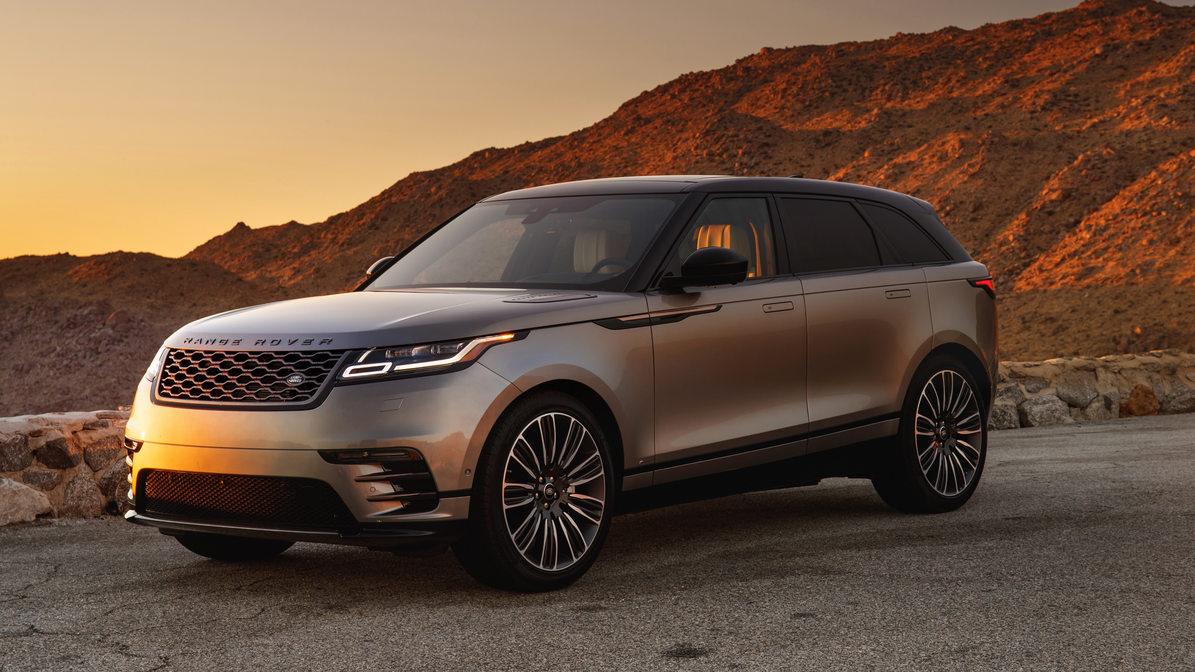 2018 Range Rover Velar R Dynamic Wallpapers