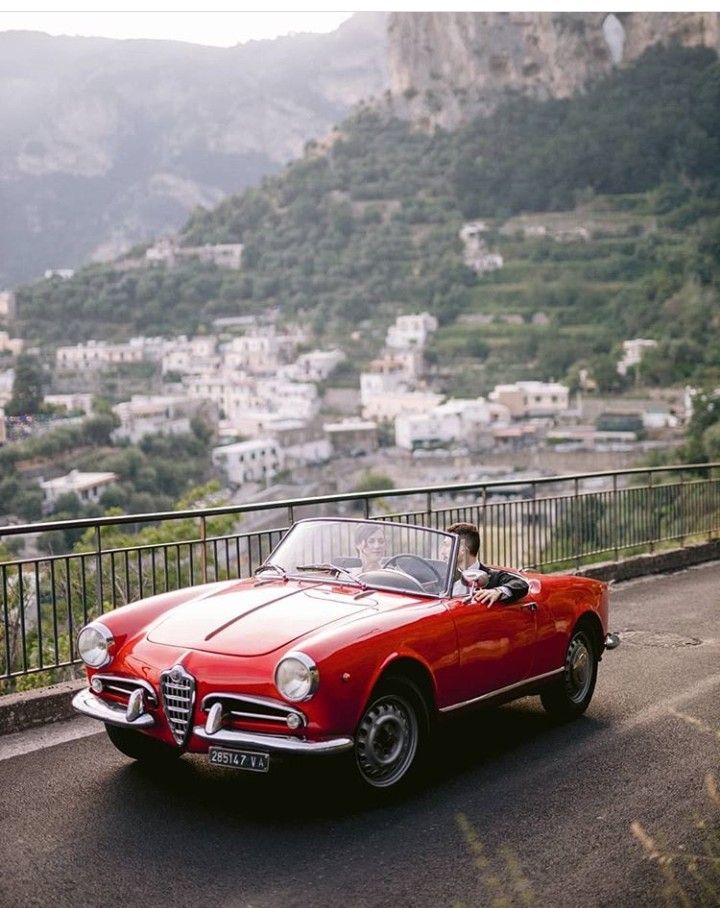 Alfa Romeo Giulietta Spider Wallpapers