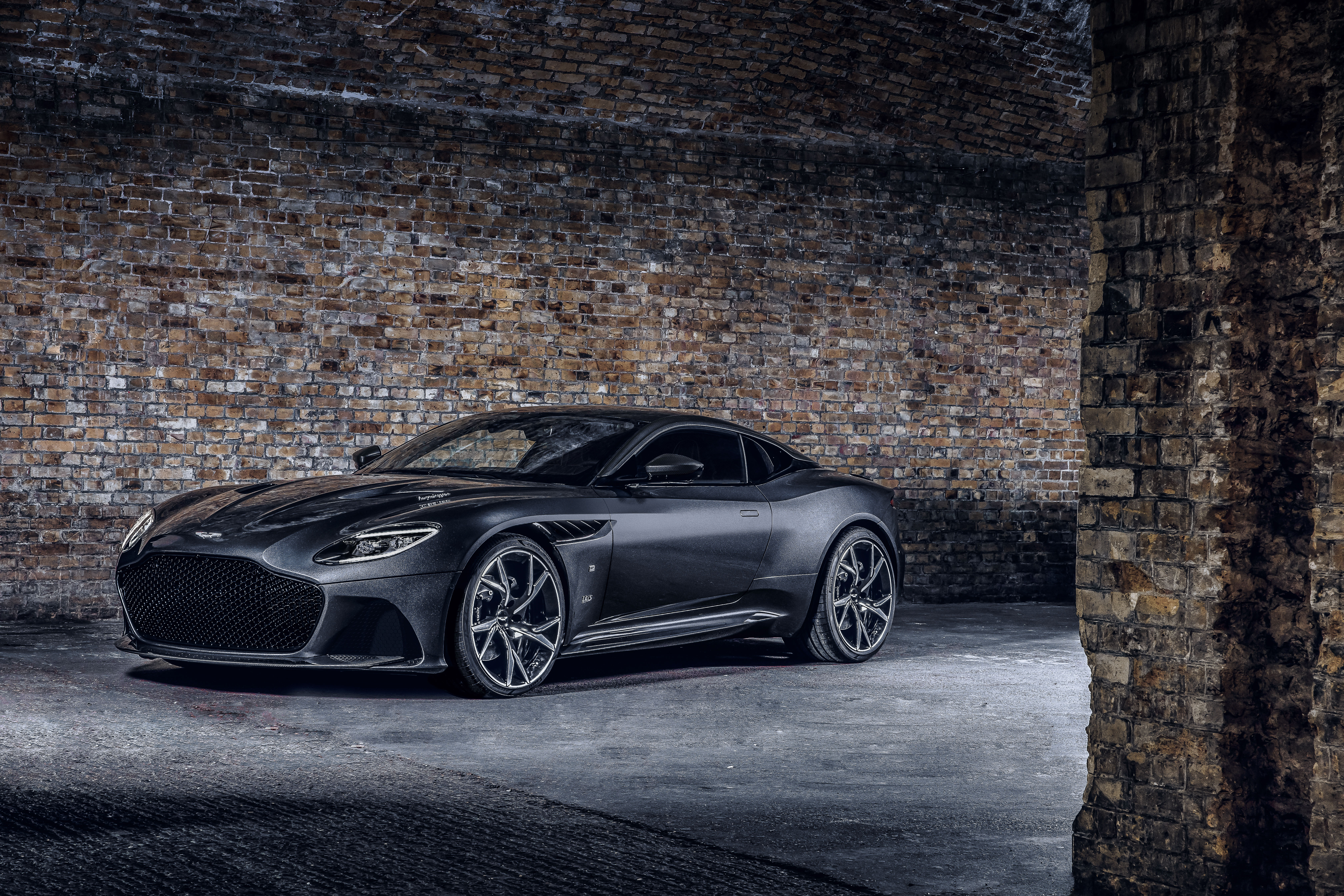 Aston Martin Dbs Superleggera Wallpapers