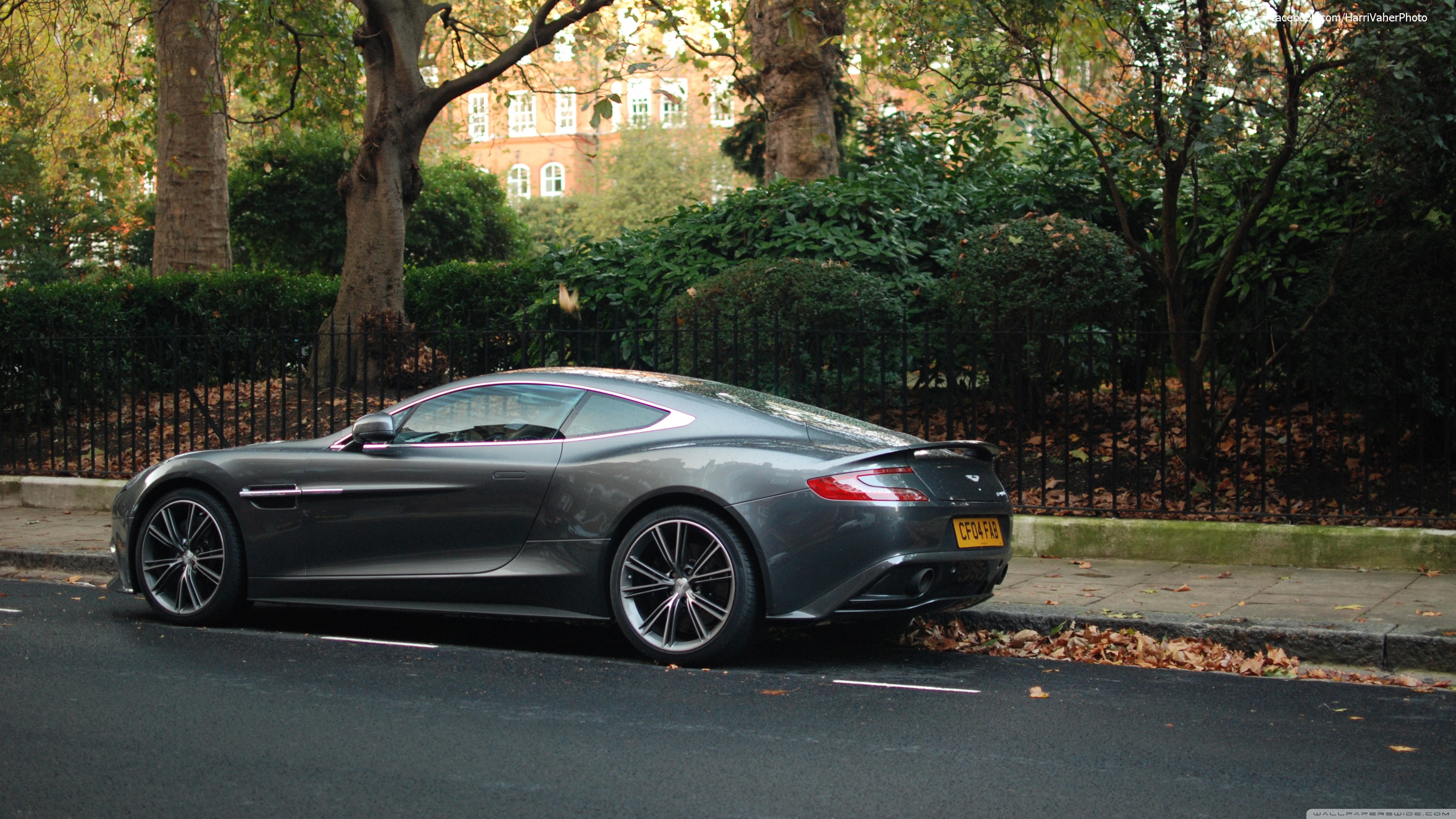 Aston Martin Vanquish Wallpapers