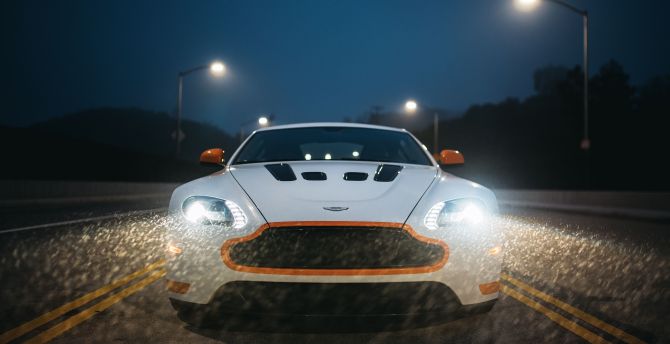 Aston Martin Vantage S Wallpapers