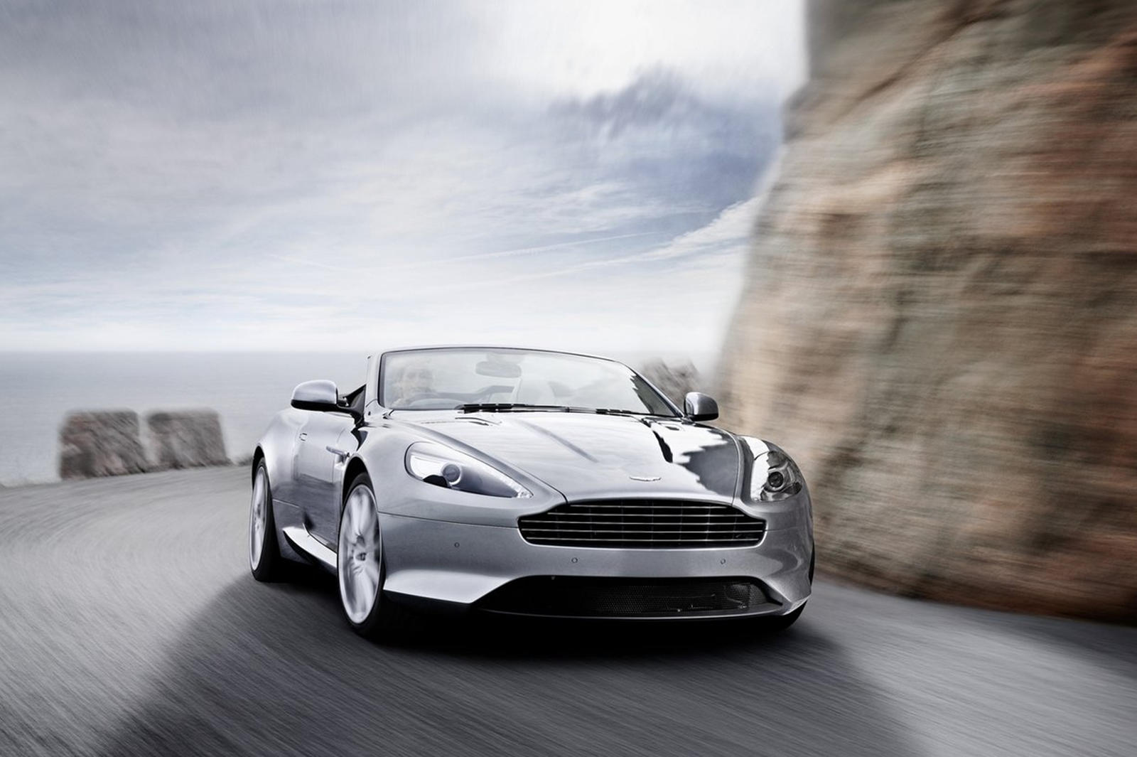 Aston Martin Virage Wallpapers