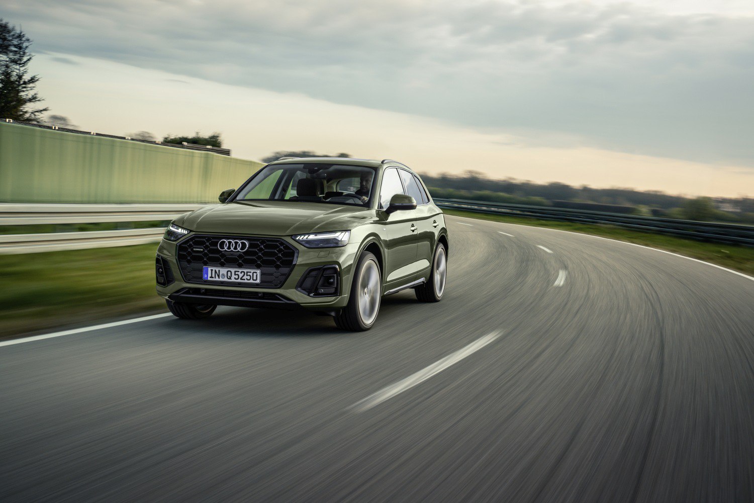 Audi Q5 55 Tfsi Plug-In Hybrid S Line Wallpapers