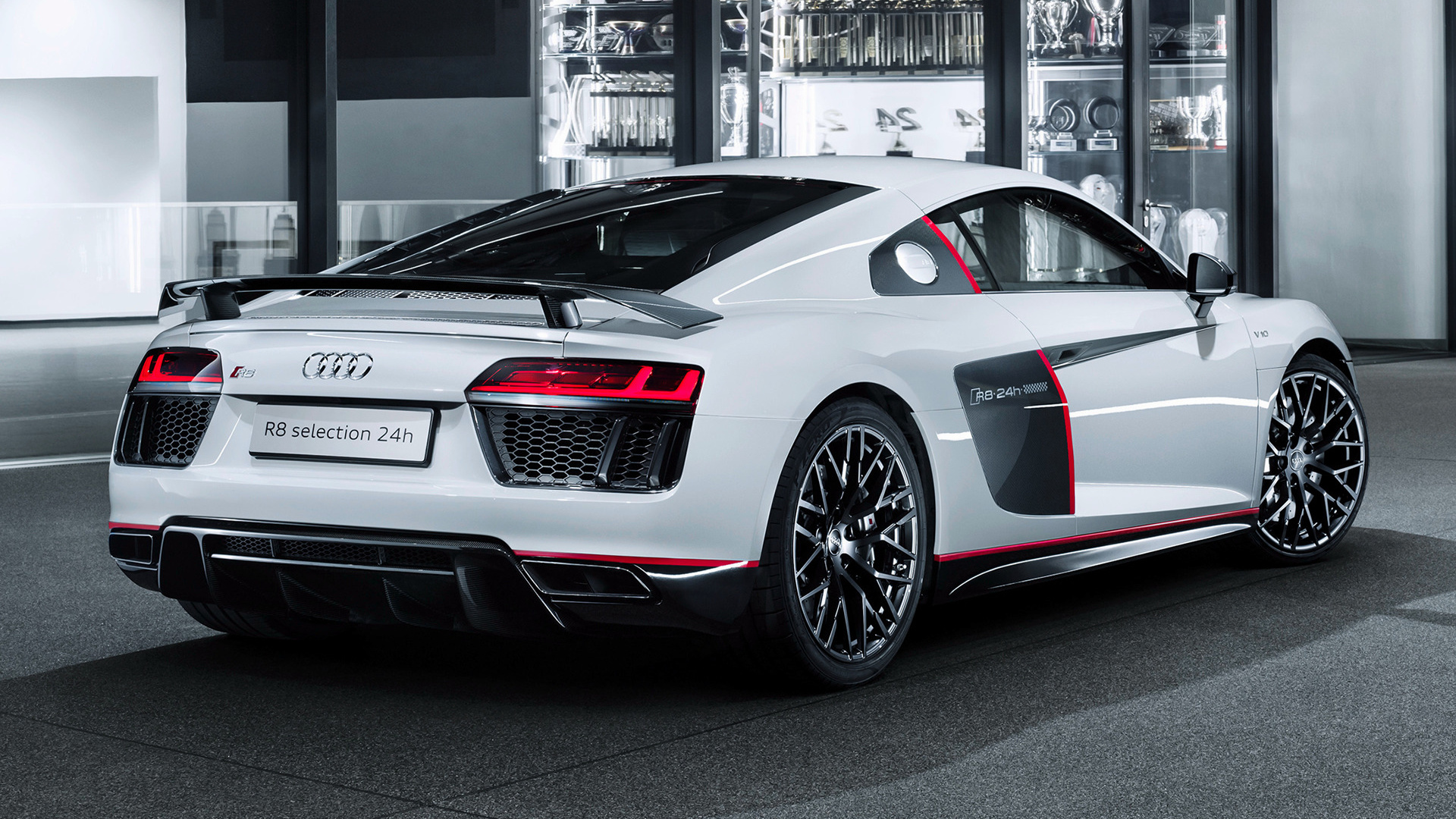 Audi R8 V10 Coupe Plus Wallpapers