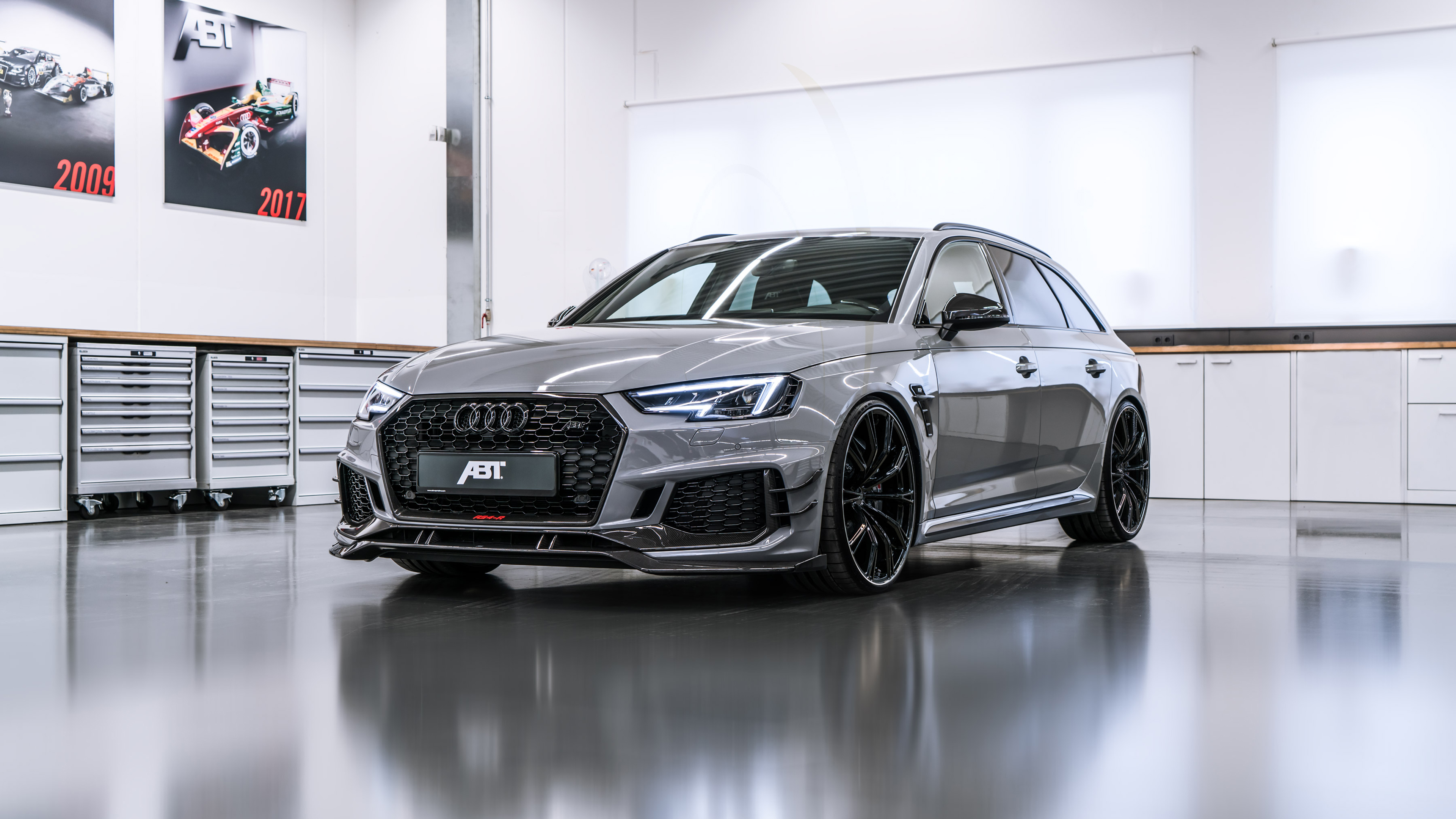 Audi Rs4 Wallpapers