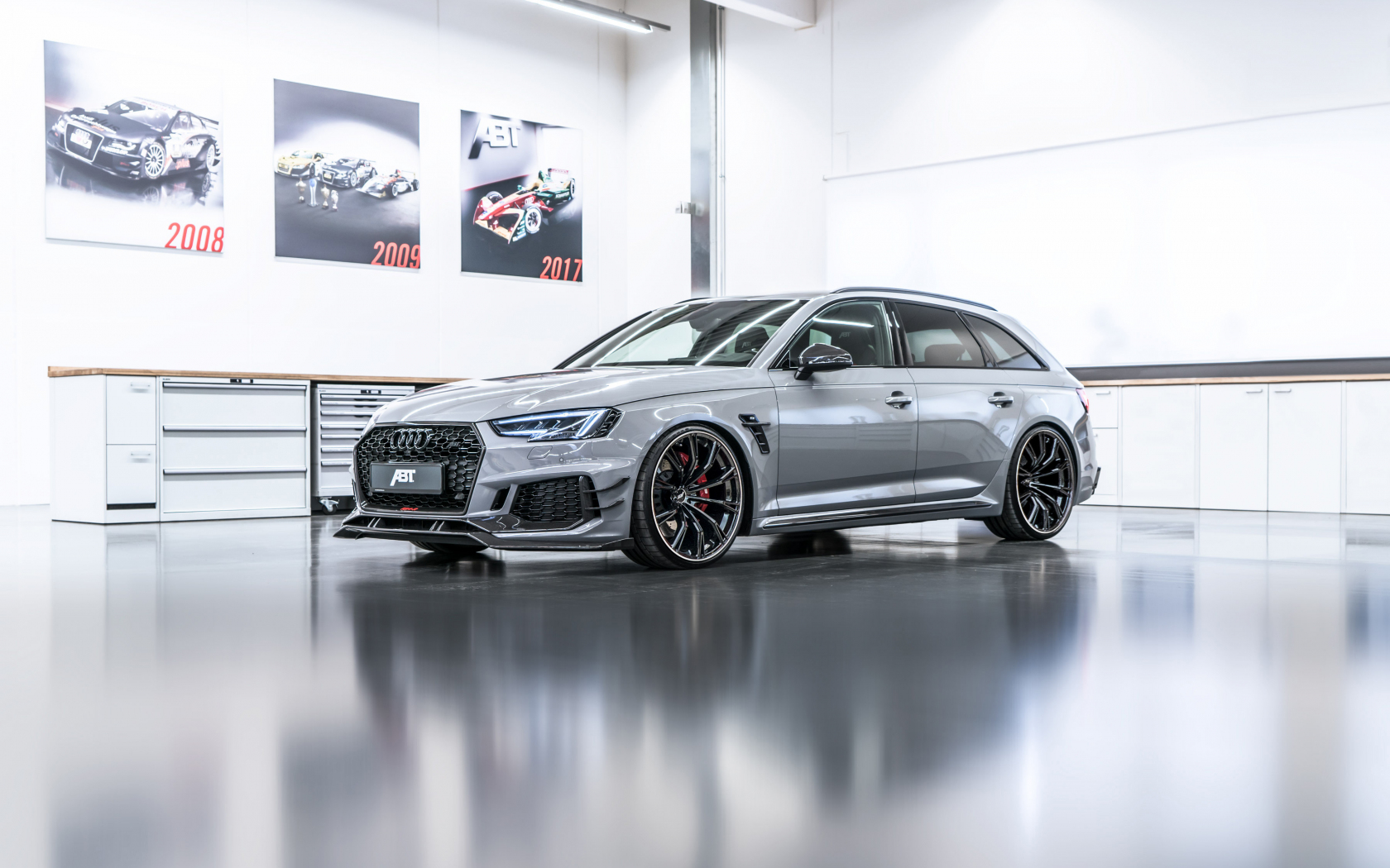 Audi Rs4 Wallpapers