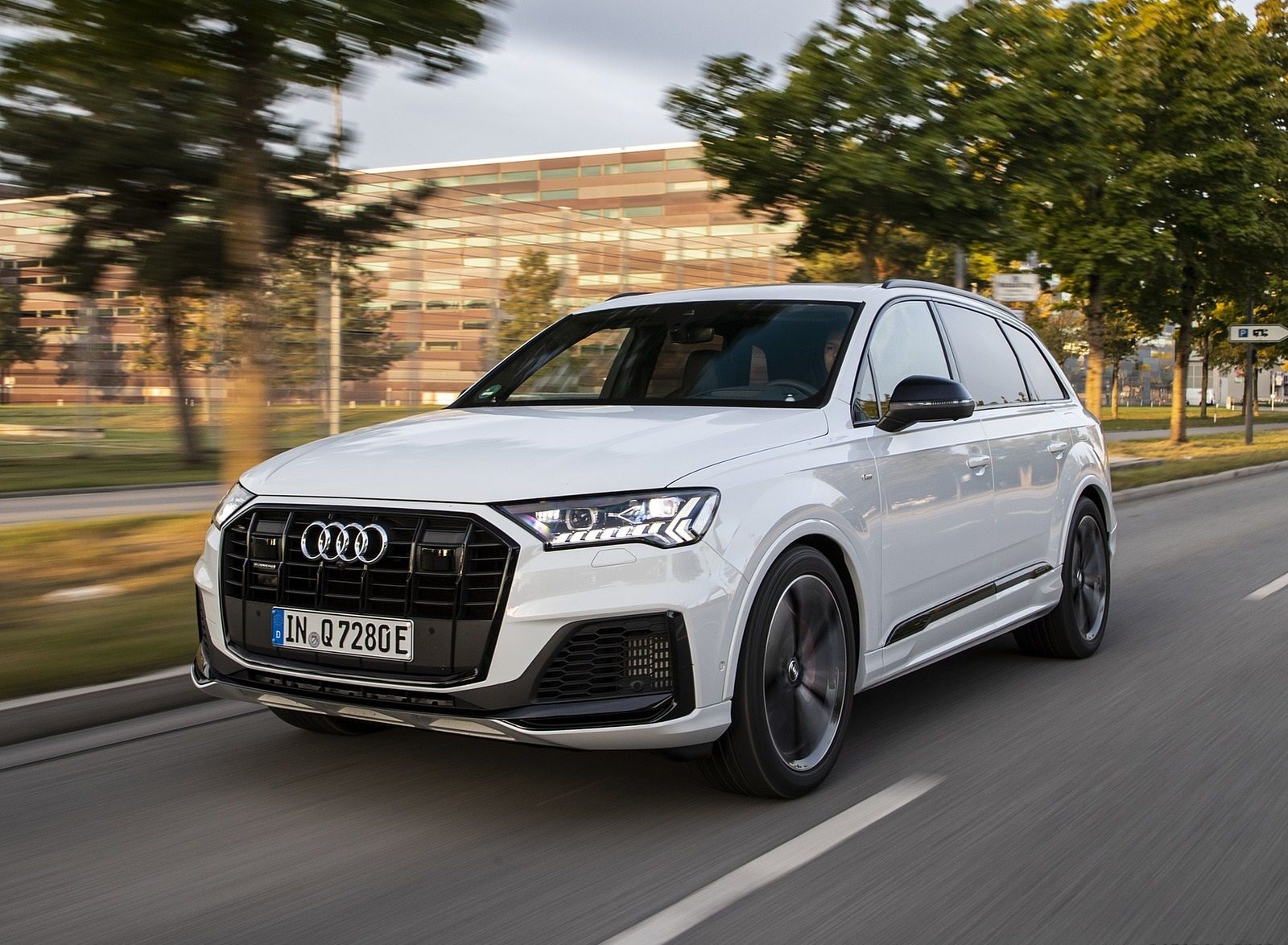 Audi Sq7 Wallpapers