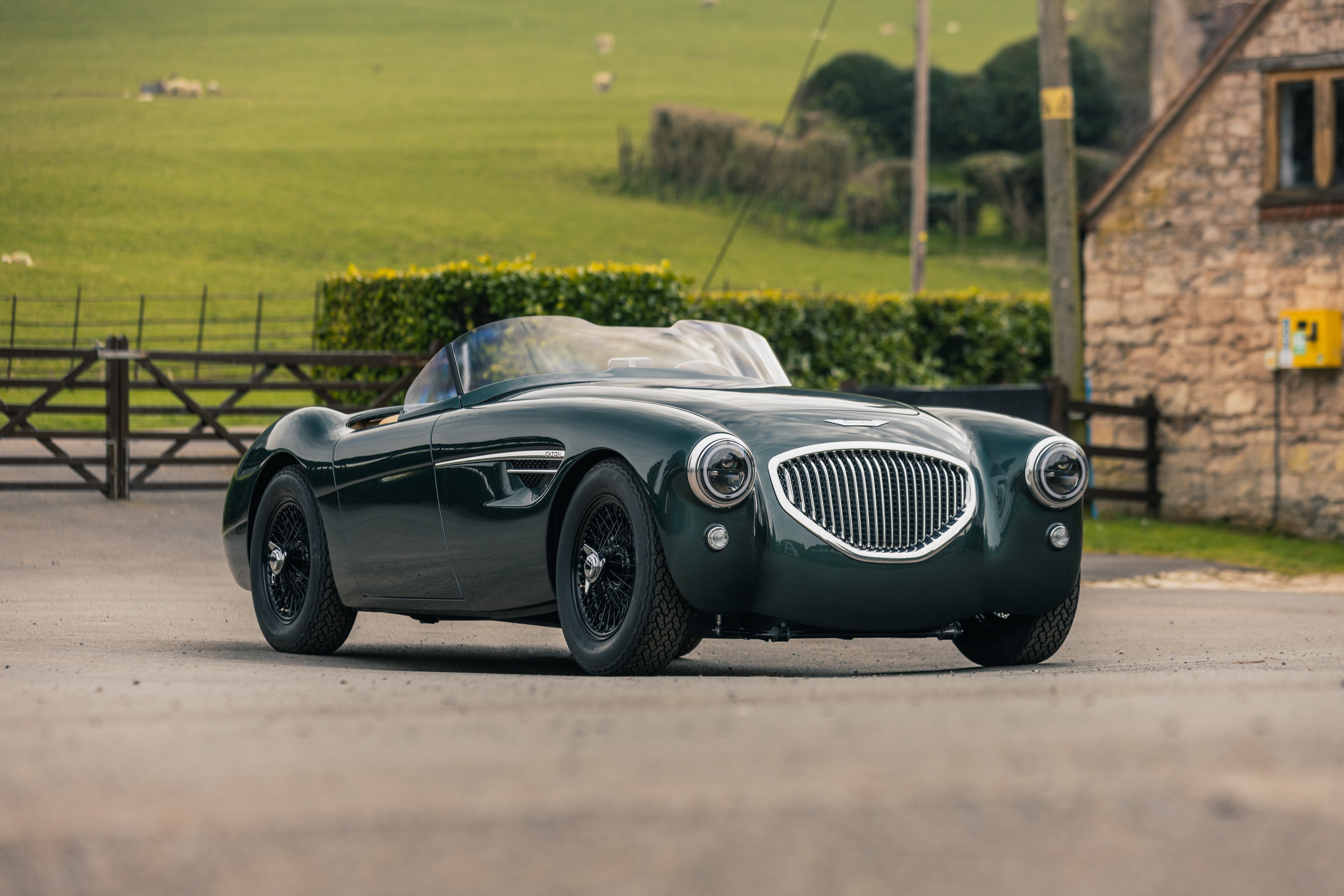 Austin-Healey 100 Wallpapers