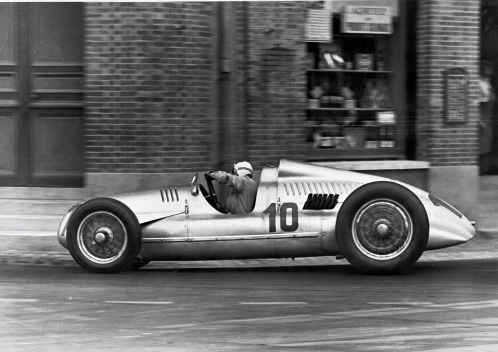 Auto Union Silver Arrow Type A Wallpapers