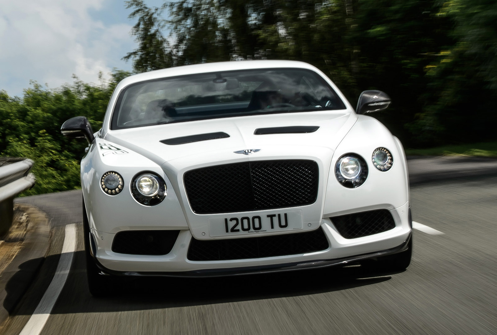 Bentley Continental Gt3-R Wallpapers