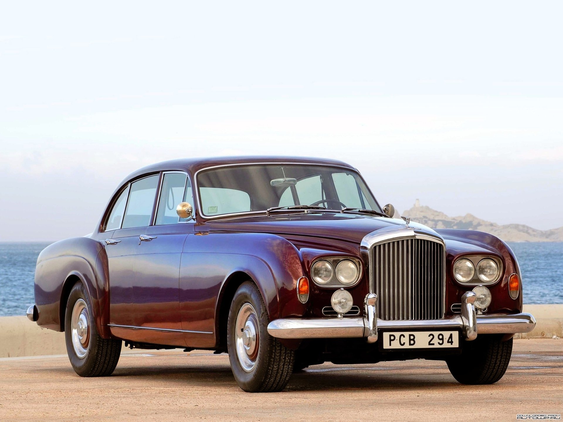 Bentley S3 Continental Flying Spur Wallpapers