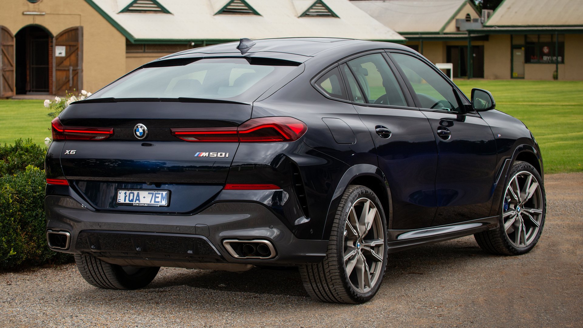 Bmw X6 M50I Wallpapers