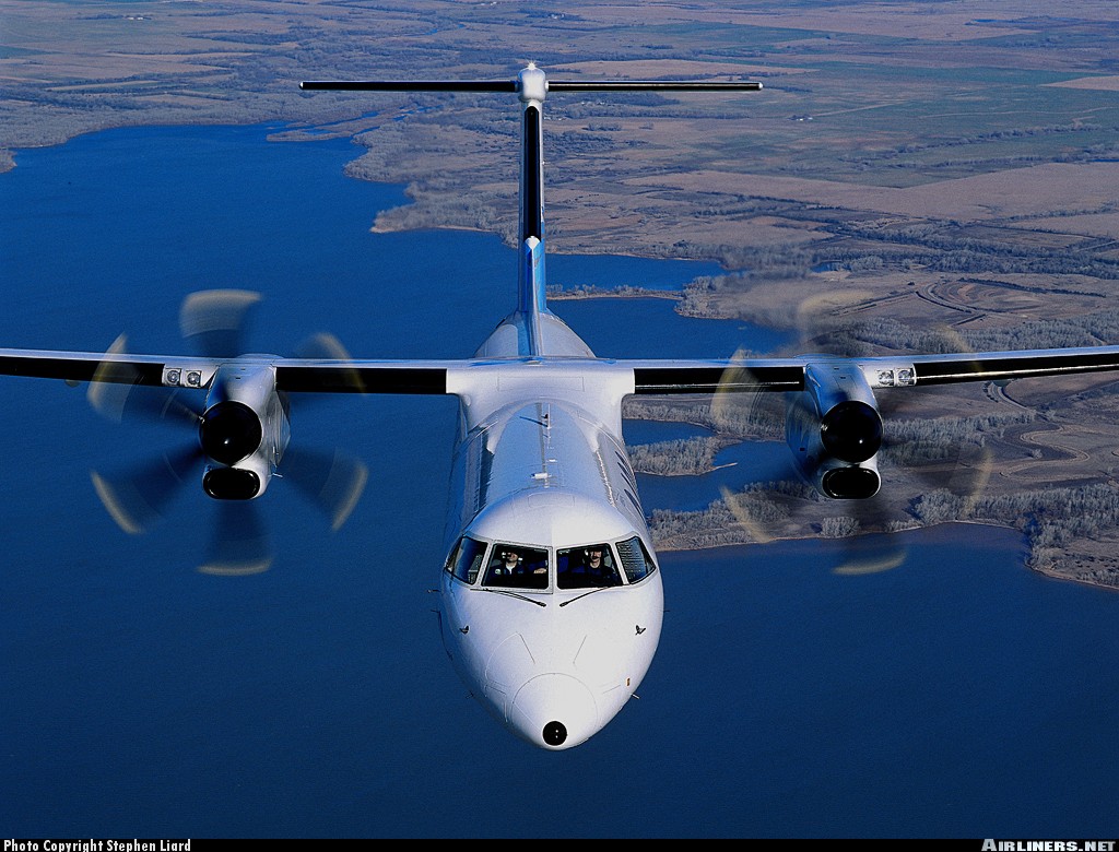 Bombardier Dash 8 Wallpapers