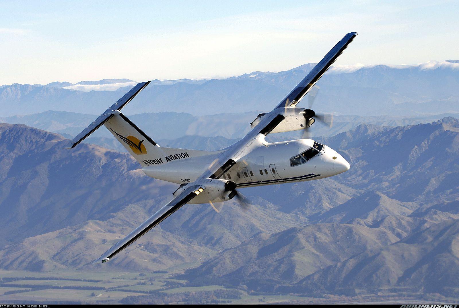 Bombardier Dash 8 Wallpapers