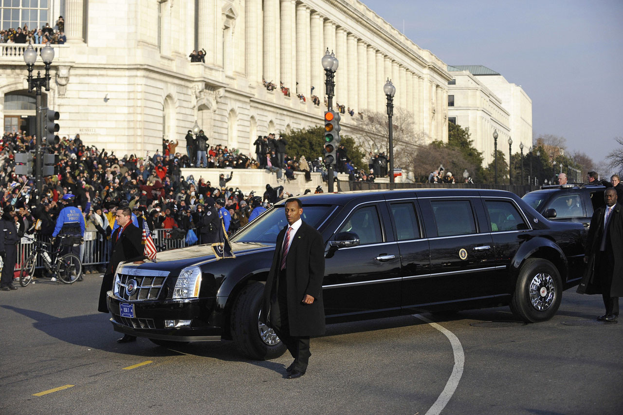 Cadilac Presidential Limousine Wallpapers