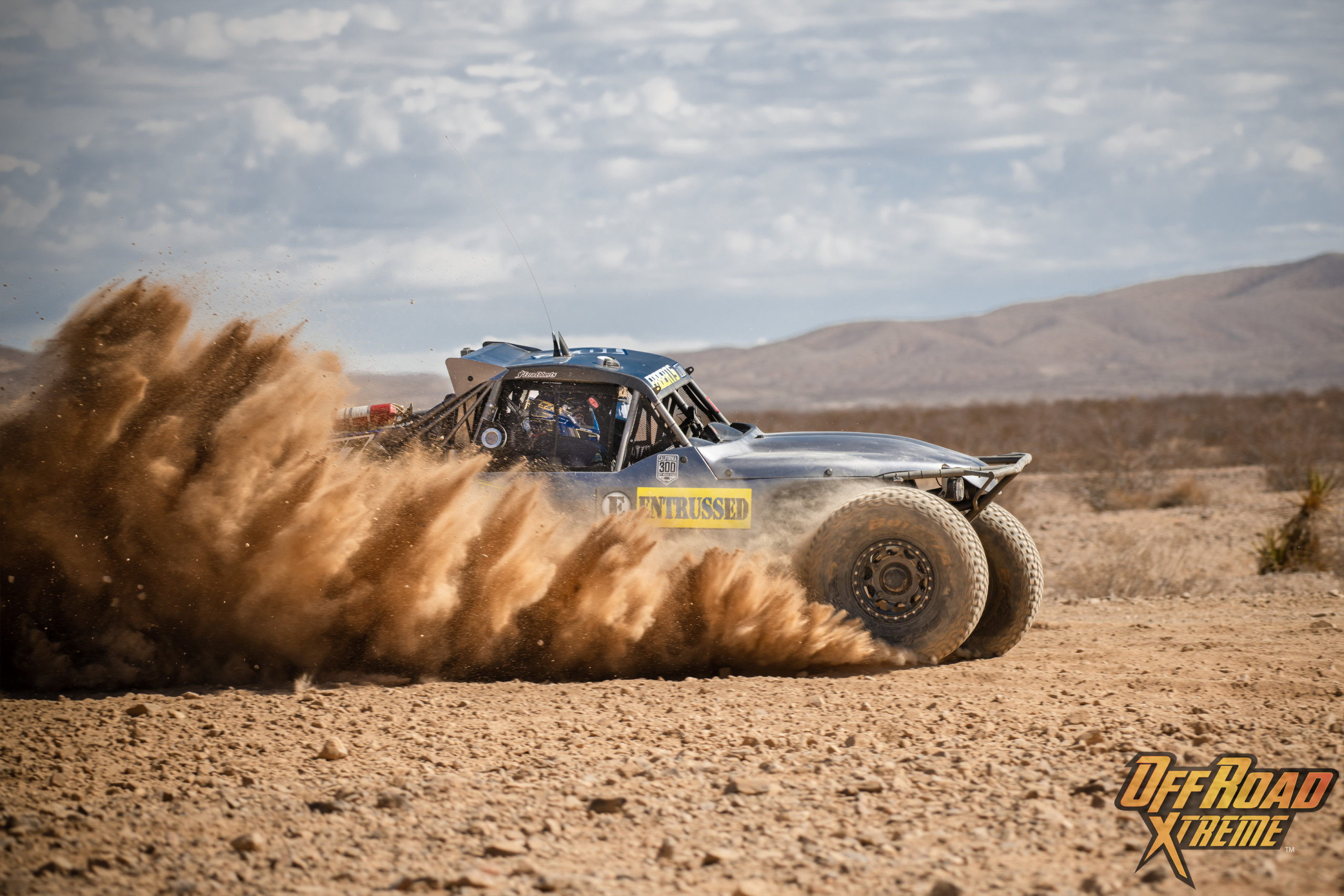 Car Running In Desert Wallpapers