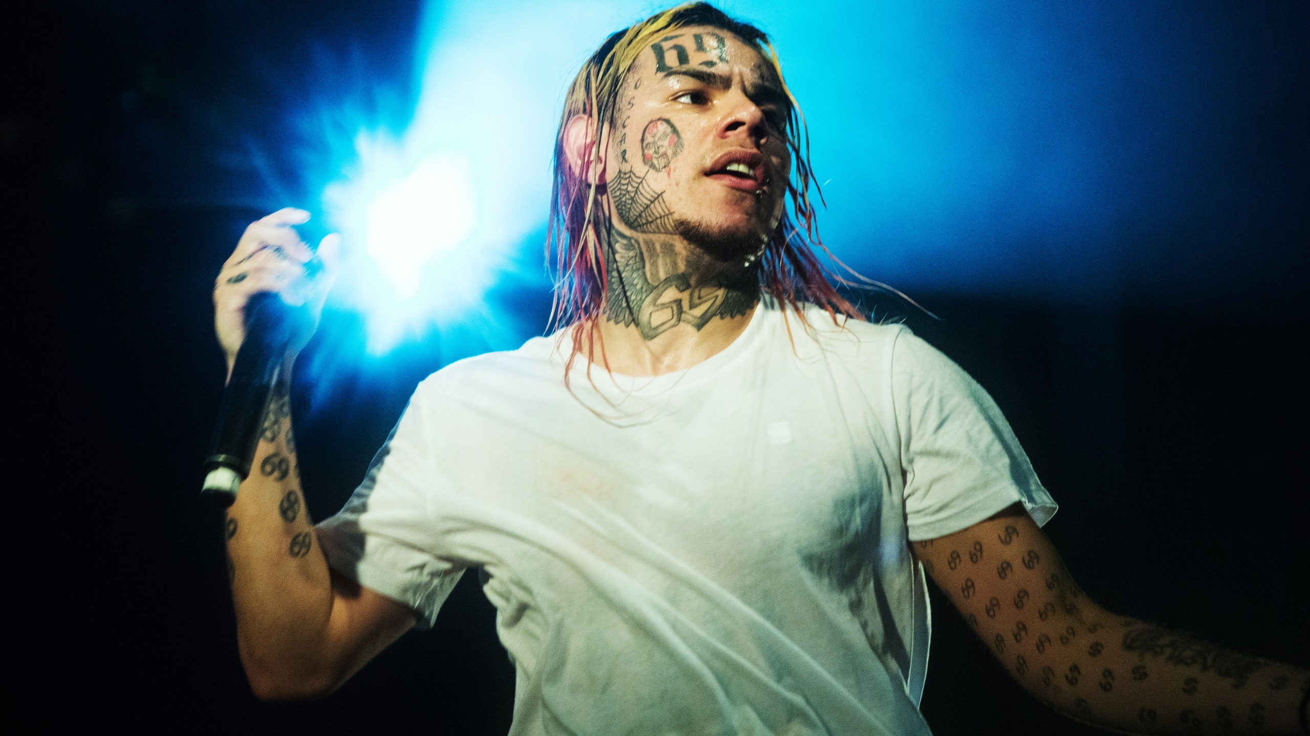 Car Too 6Ix9Ine Wallpapers