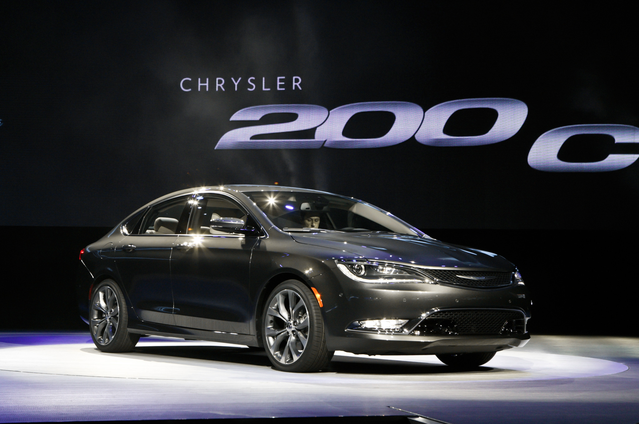 Chrysler 200 Wallpapers