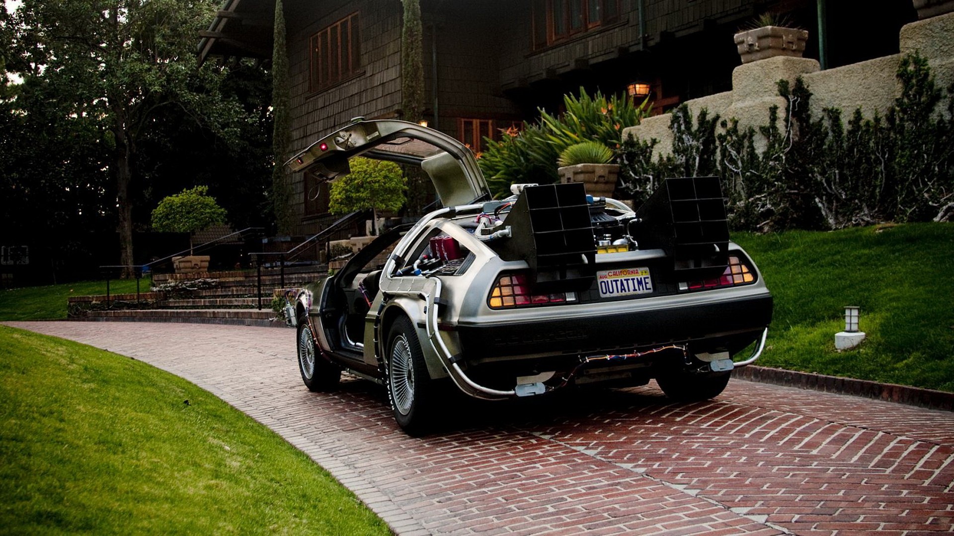 Delorean Dmc-12 ВђBack To The Futureвђ™ Wallpapers