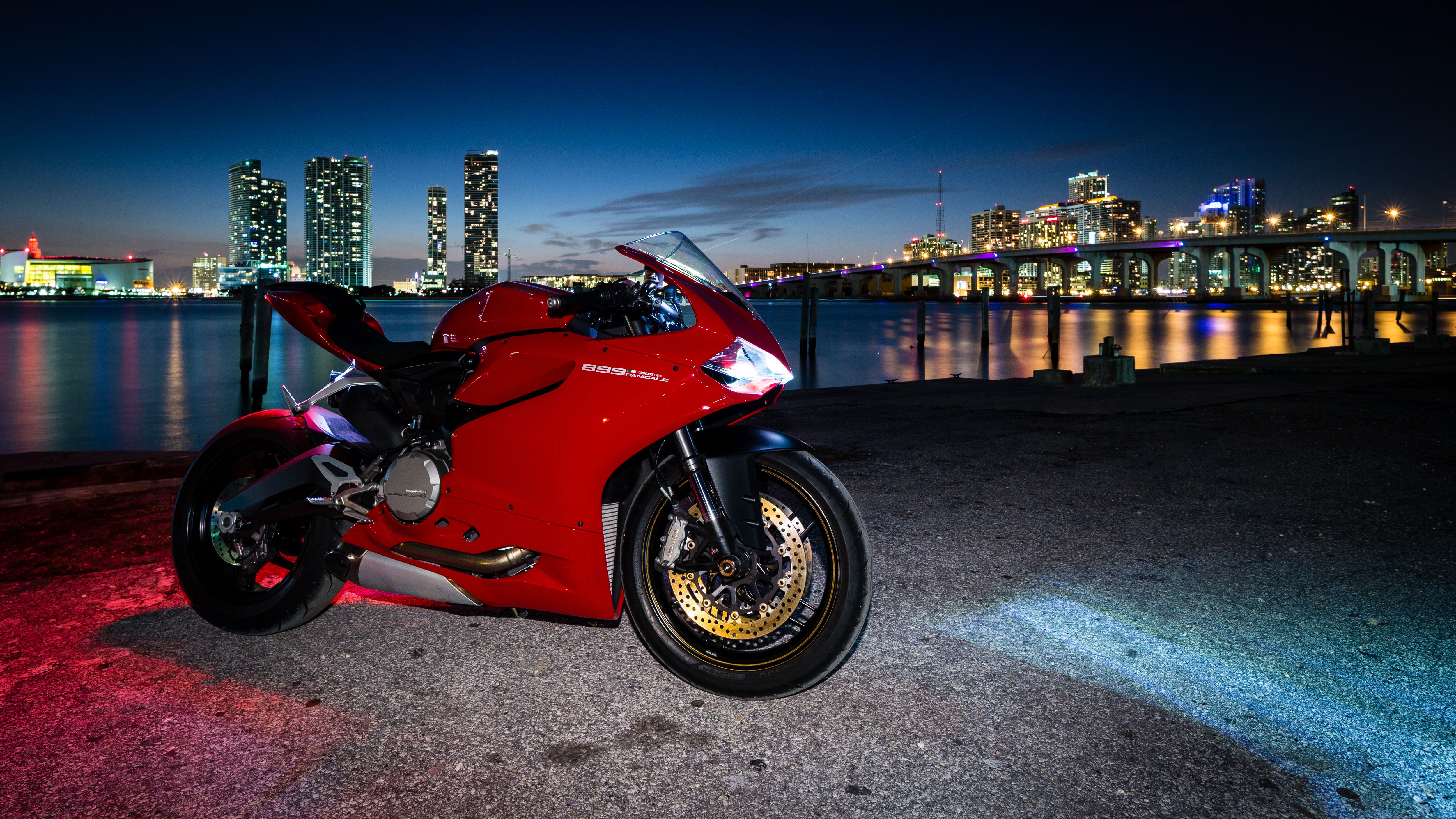 Ducati 899 Panigale Wallpapers
