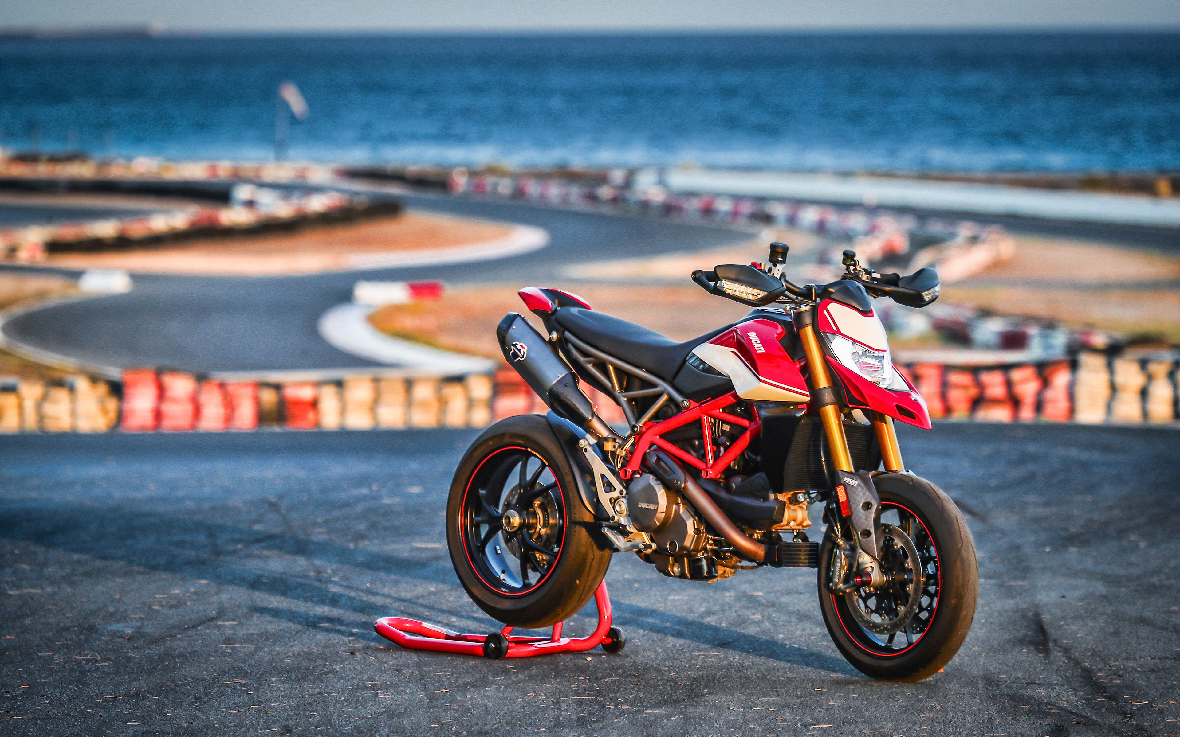 Ducati Hypermotard Wallpapers