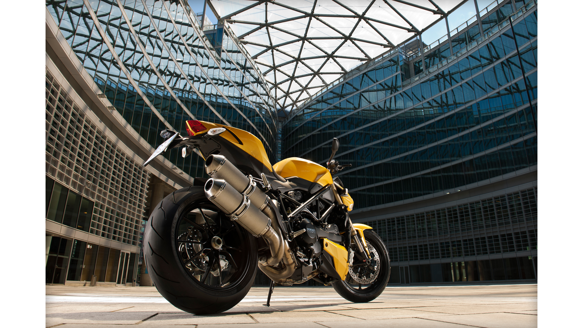 Ducati Streetfighter 848 Wallpapers