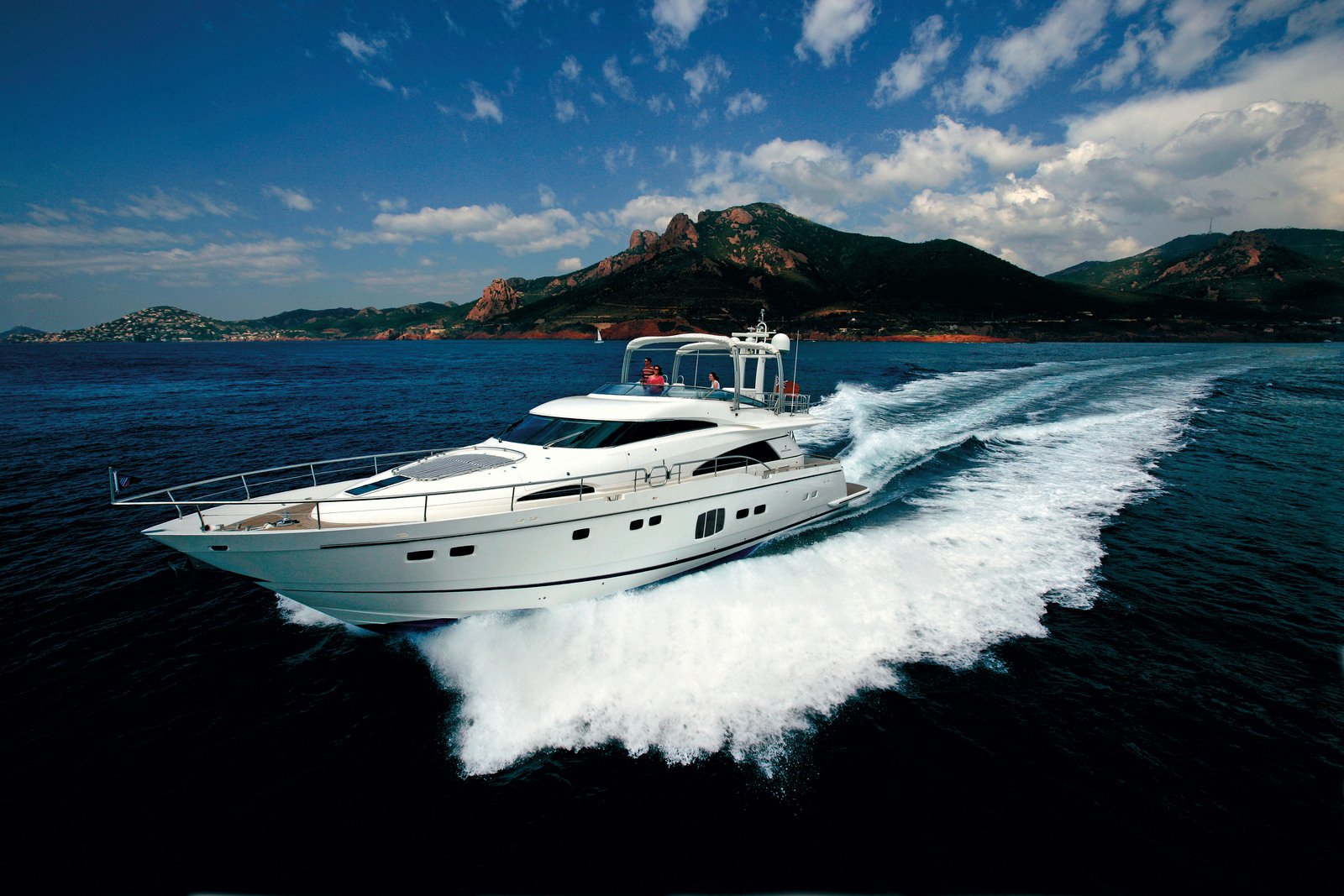 Fairline Squadron 78 Wallpapers