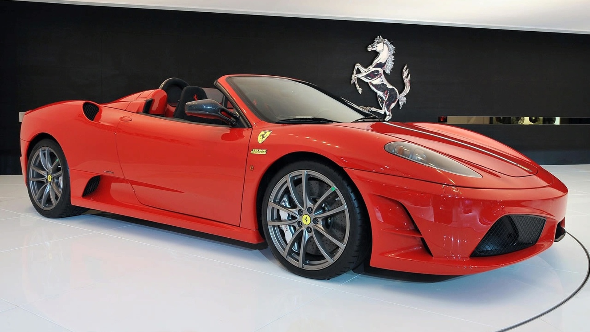 Ferrari 16M Scuderia Wallpapers