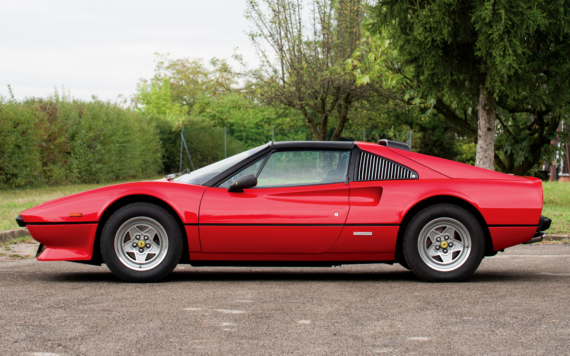 Ferrari 308 Gtsi Wallpapers