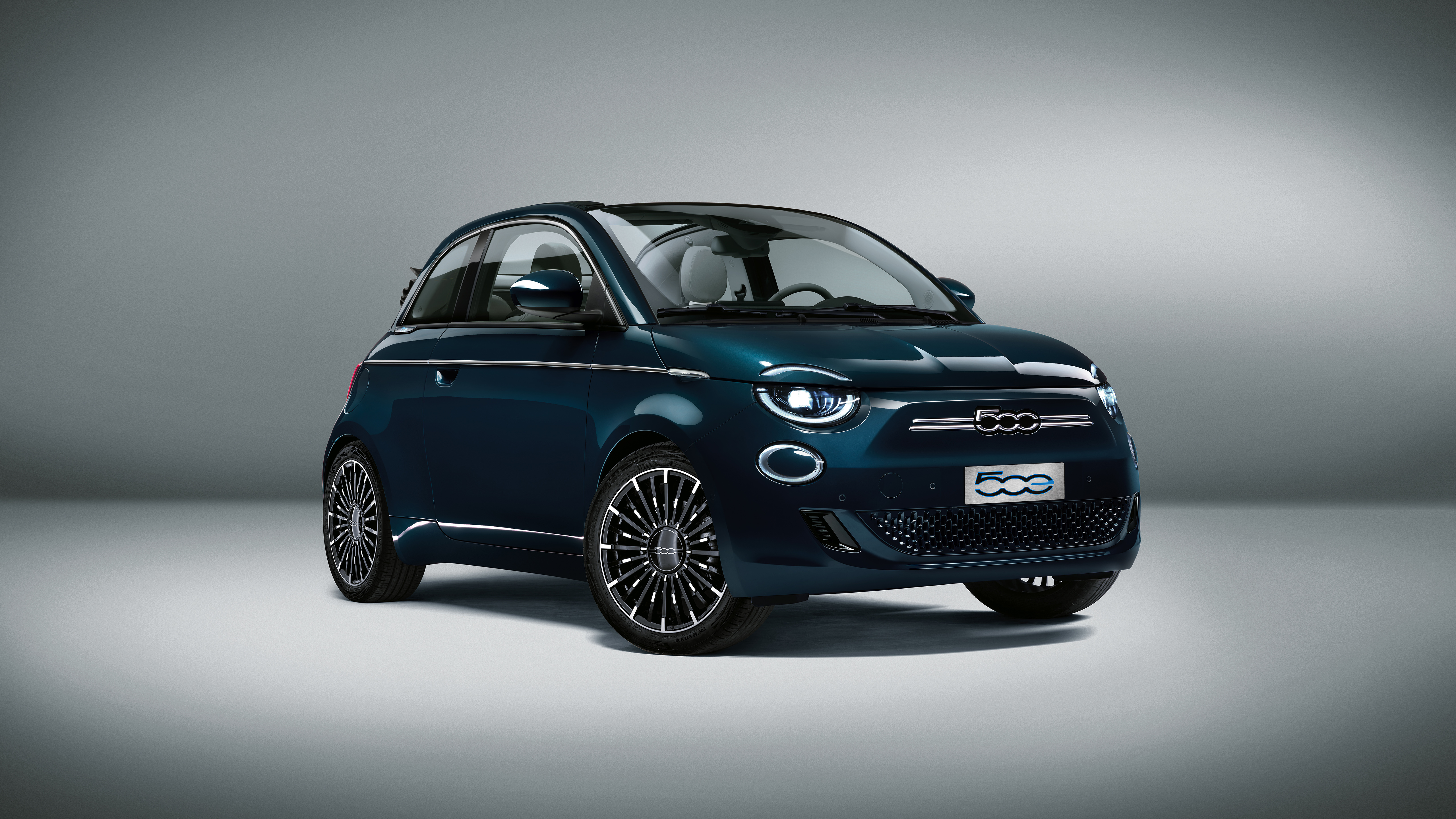 Fiat 500 Lusso Wallpapers