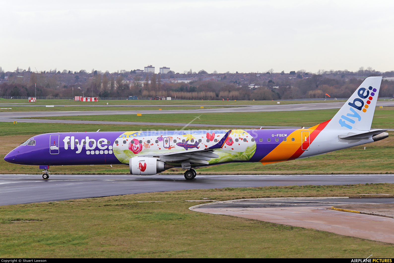 Flybe Embraer 195 Wallpapers