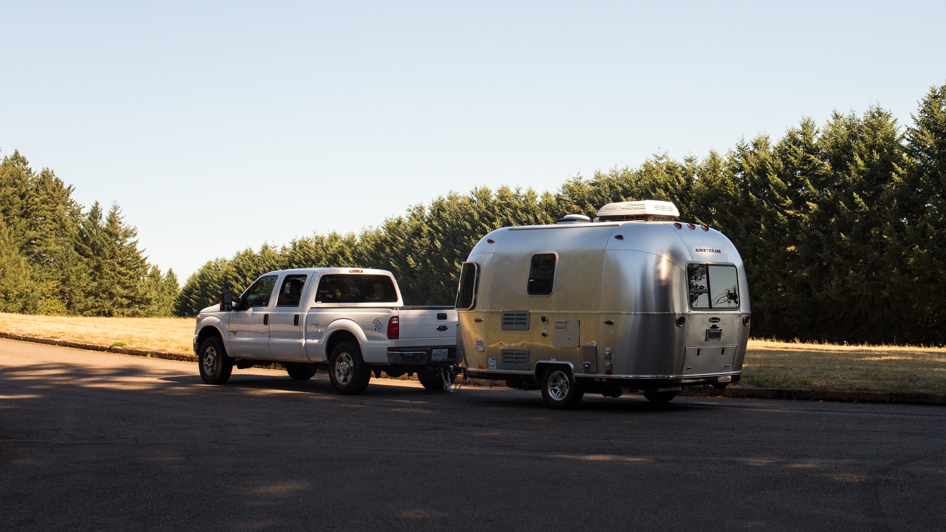 Ford Airstream Wallpapers