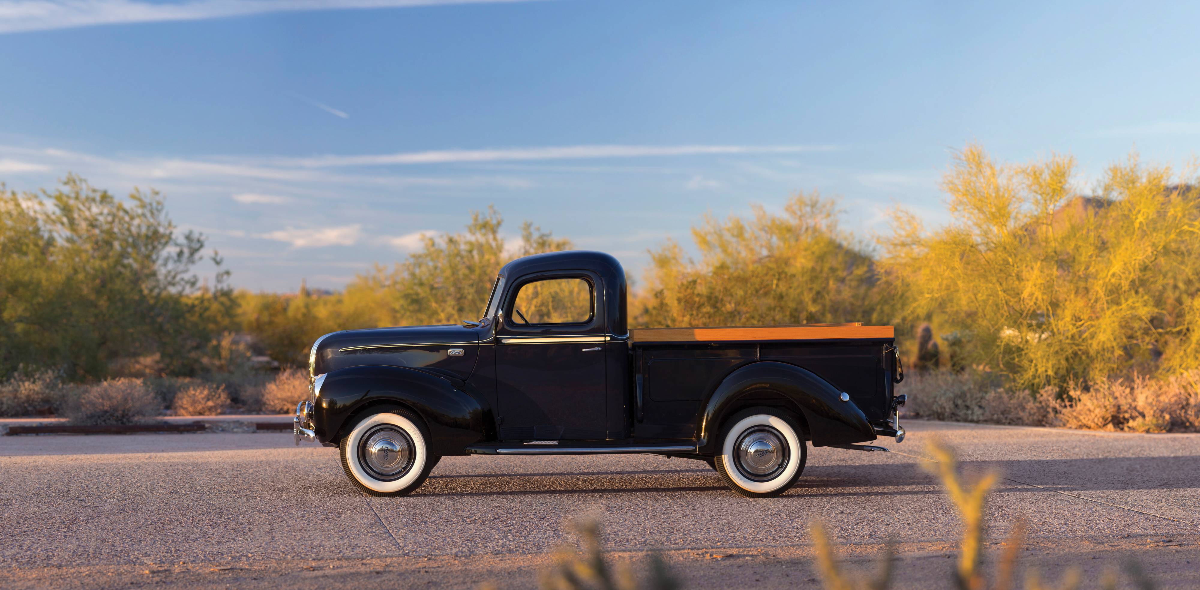 Ford Deluxe Pickup Wallpapers