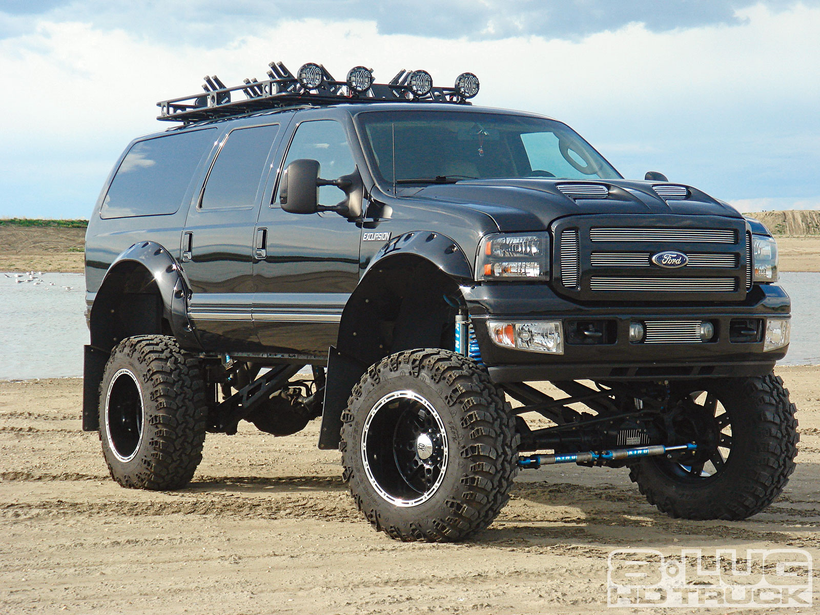 Ford Excursion Wallpapers