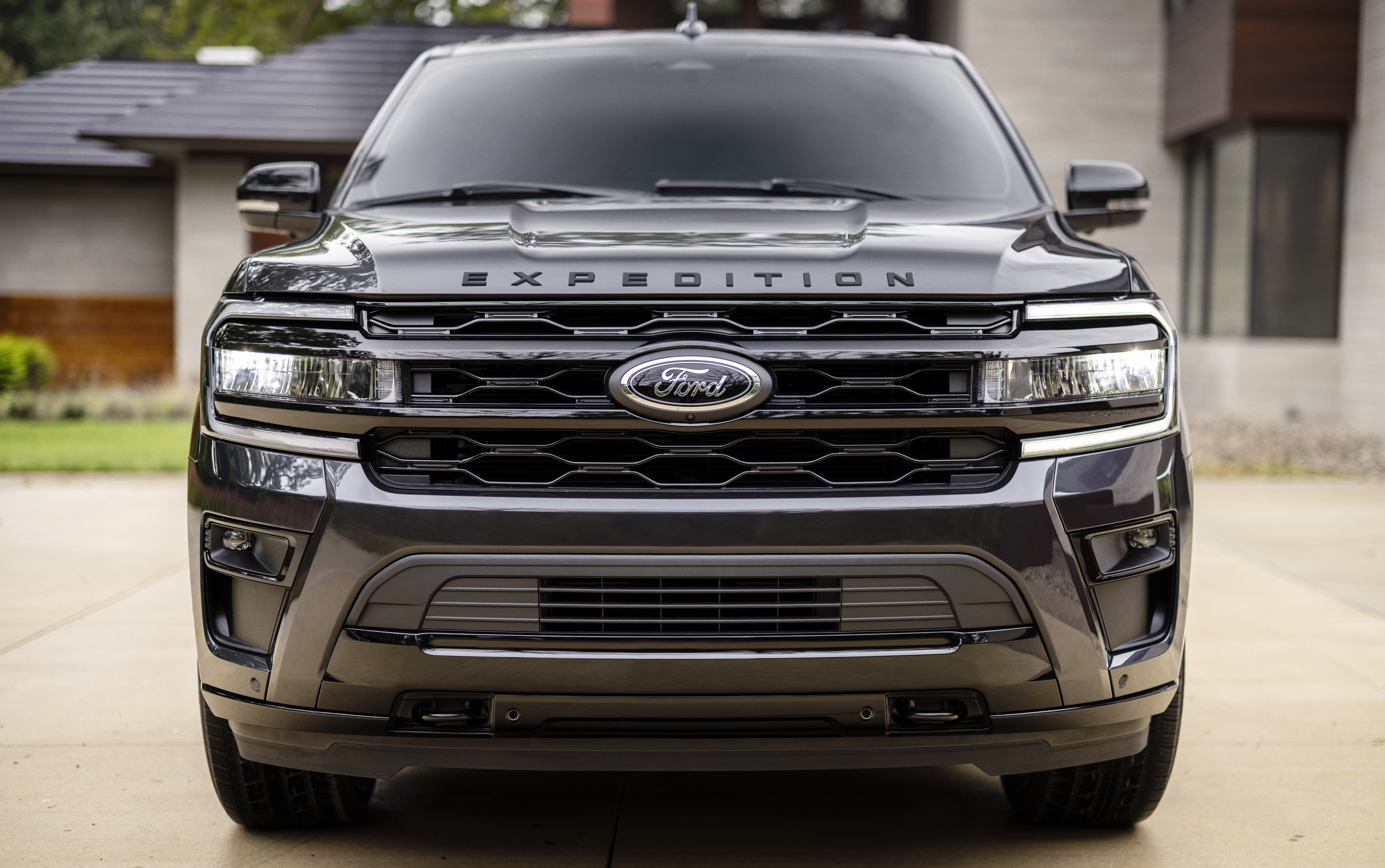 Ford Expedition "Stealth Edition" Wallpapers