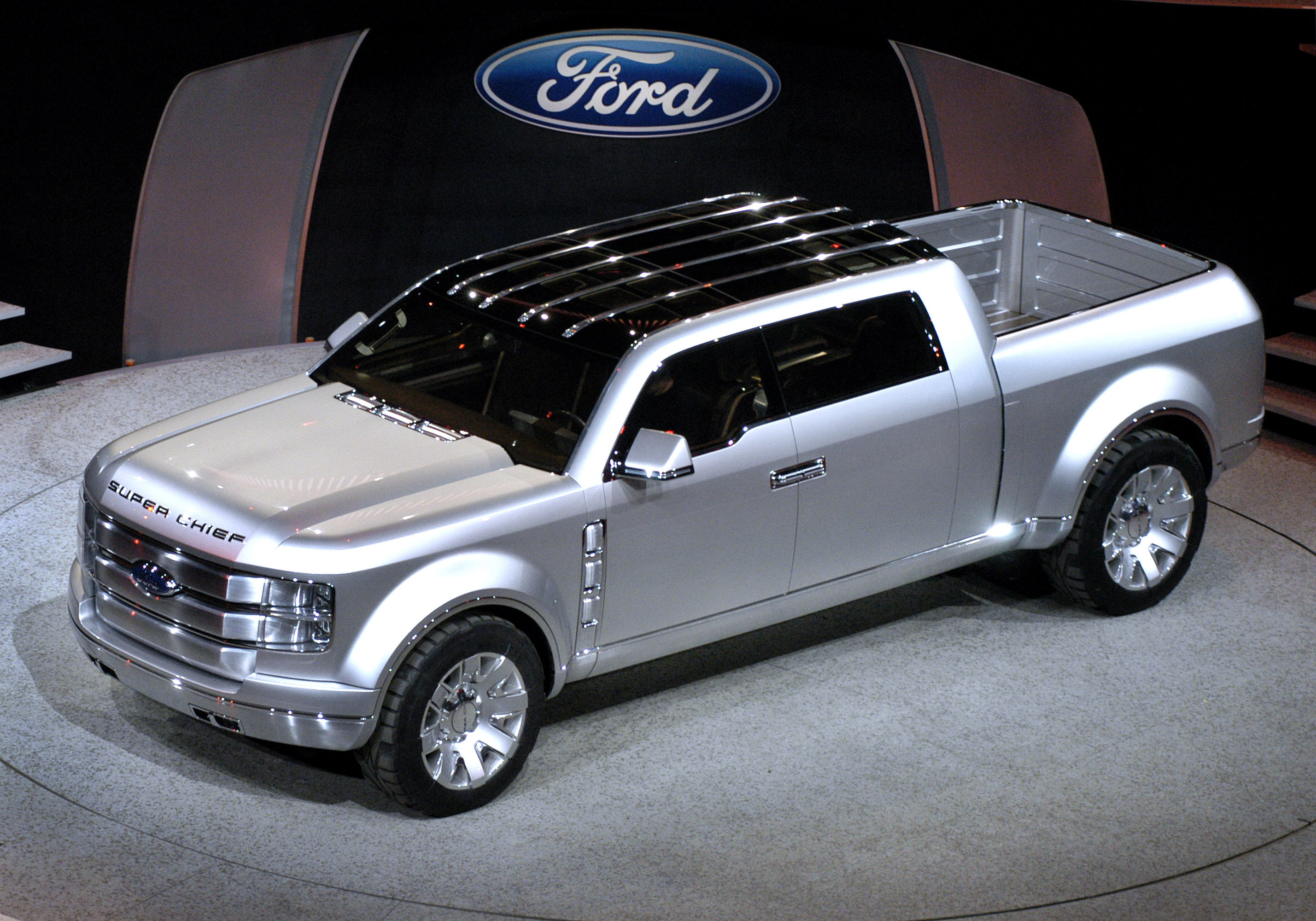 Ford F-250 Super Chief Wallpapers