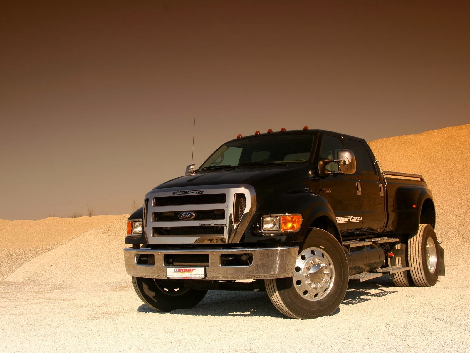 Ford F-650 Wallpapers