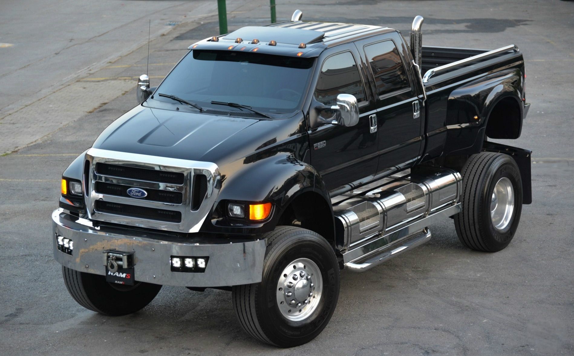 Ford F-650 Wallpapers