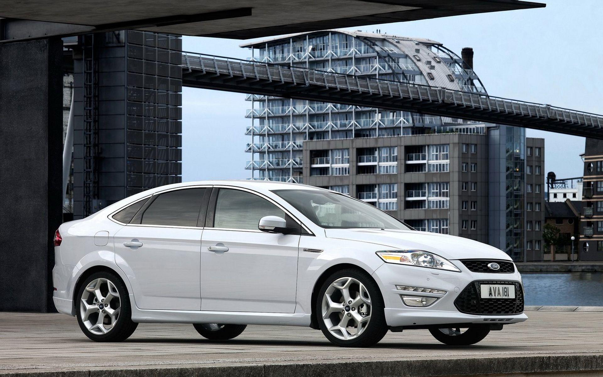 Ford Sedan Wallpapers