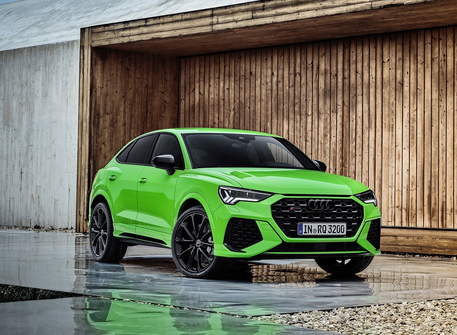 Green Audi Q3 Wallpapers
