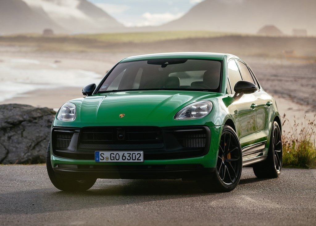 Green Porsche Macan Gts Wallpapers