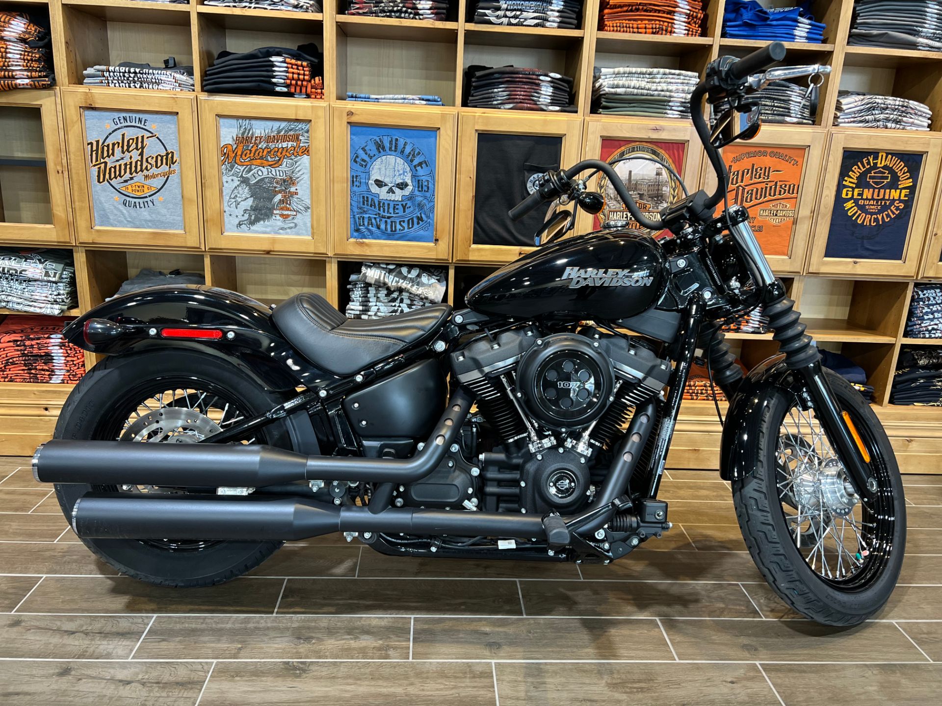 Harley-Davidson Fat Bob Wallpapers