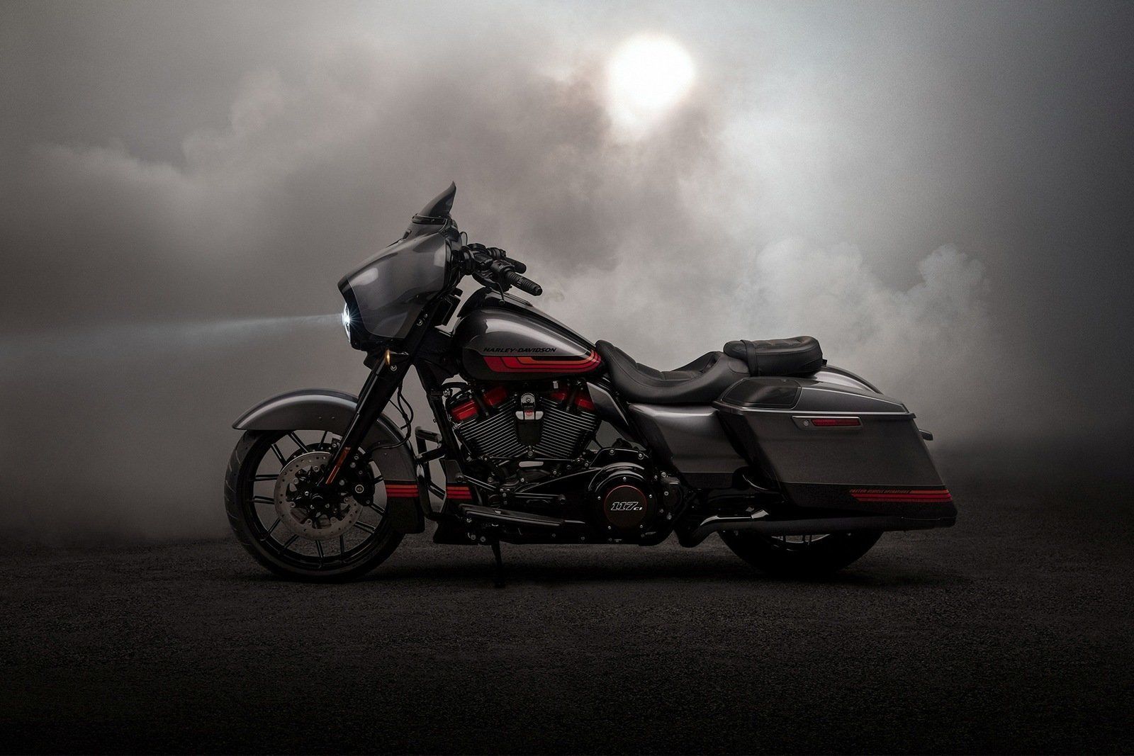Harley-Davidson Road Glide Wallpapers