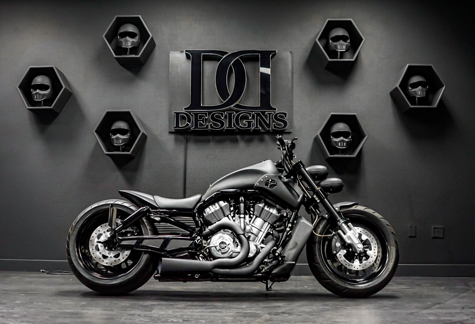 Harley-Davidson V-Rod Wallpapers
