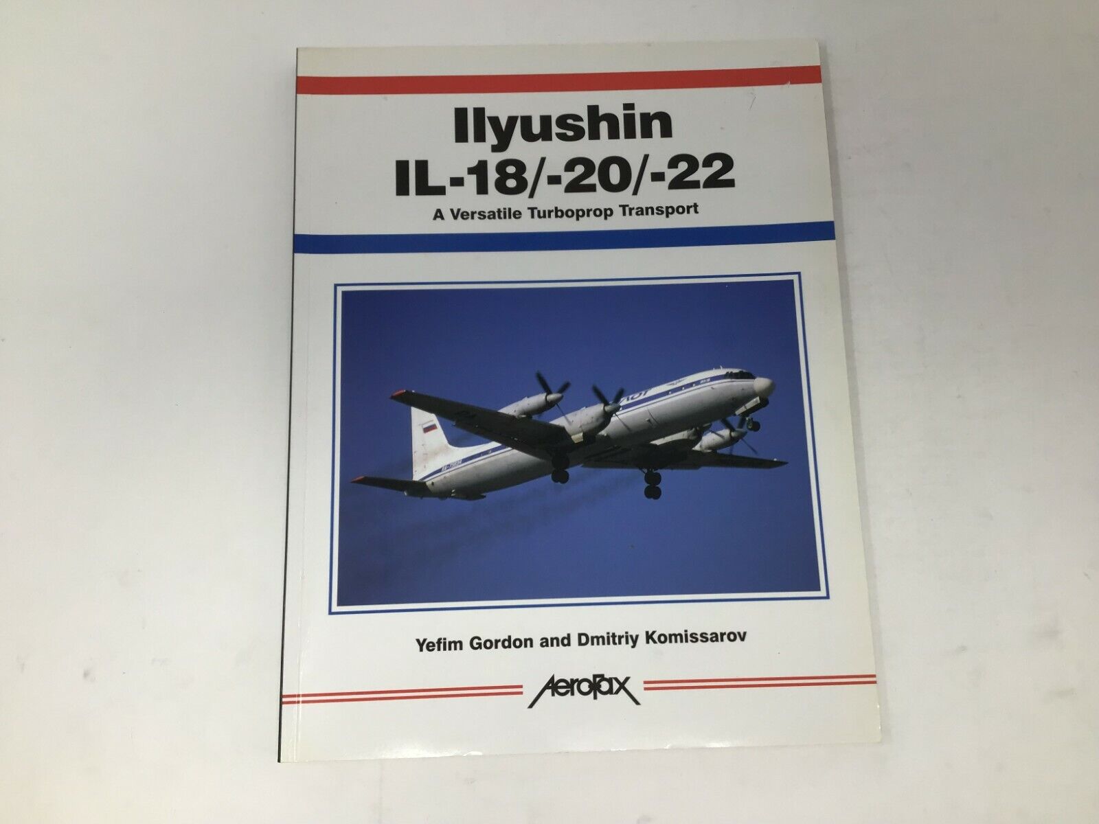 Ilyushin Il-18 Wallpapers
